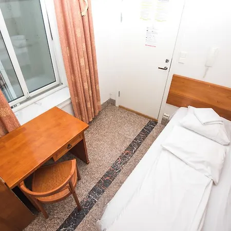 City Hotel 4*